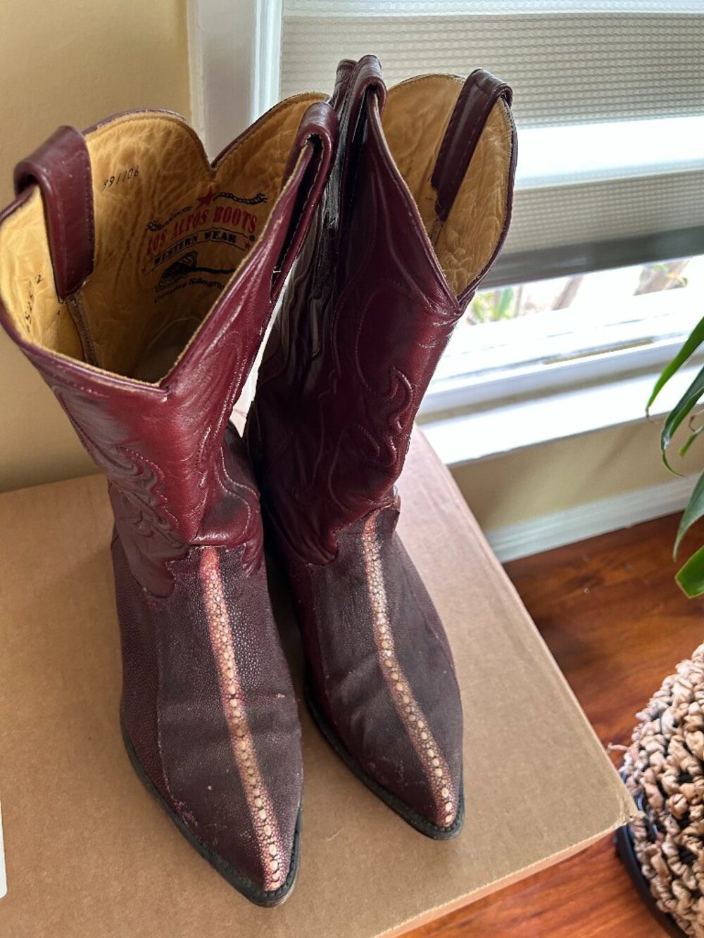🔥 EXOTIC ARMOR: Los Altos Burgundy Stingray Rowstone Boots - 11 EE